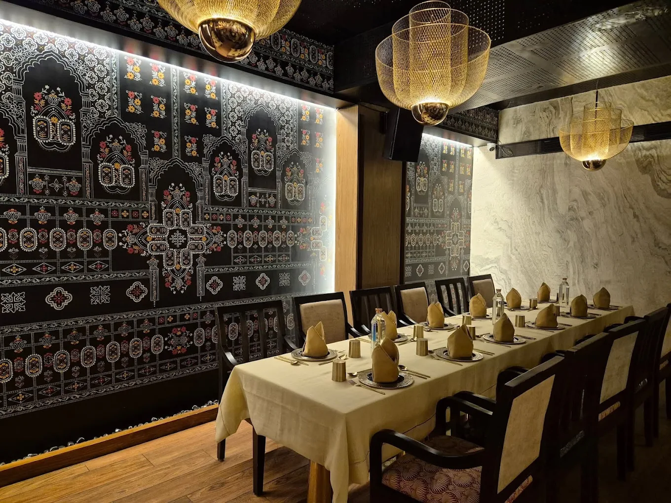 Visesham%20—%20Restaurant