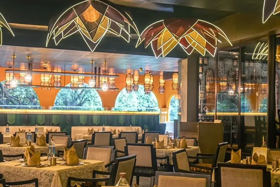 Visesham — Restaurant